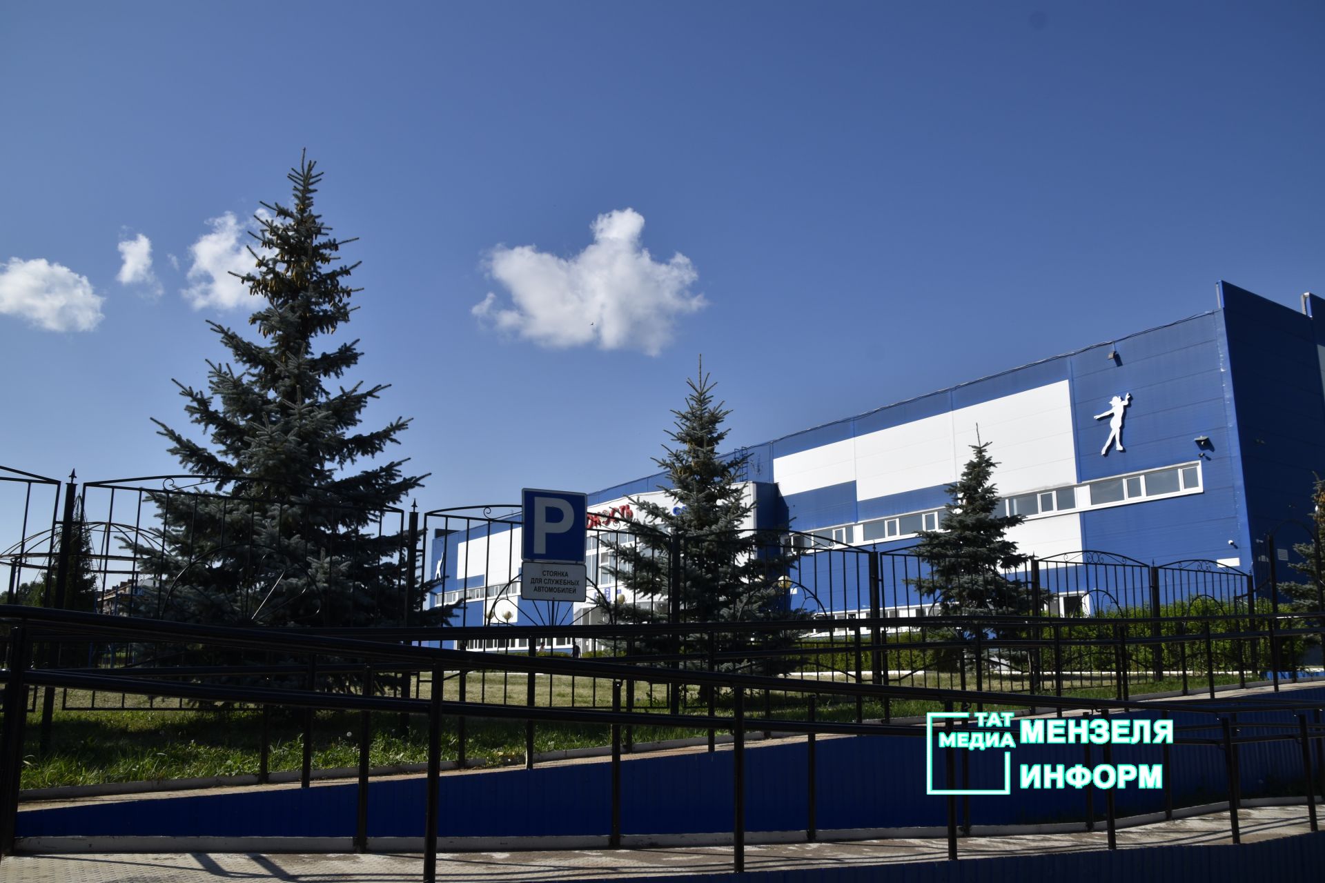 Ледовый дворец «Юность» встречает спортсменов в новом облике
