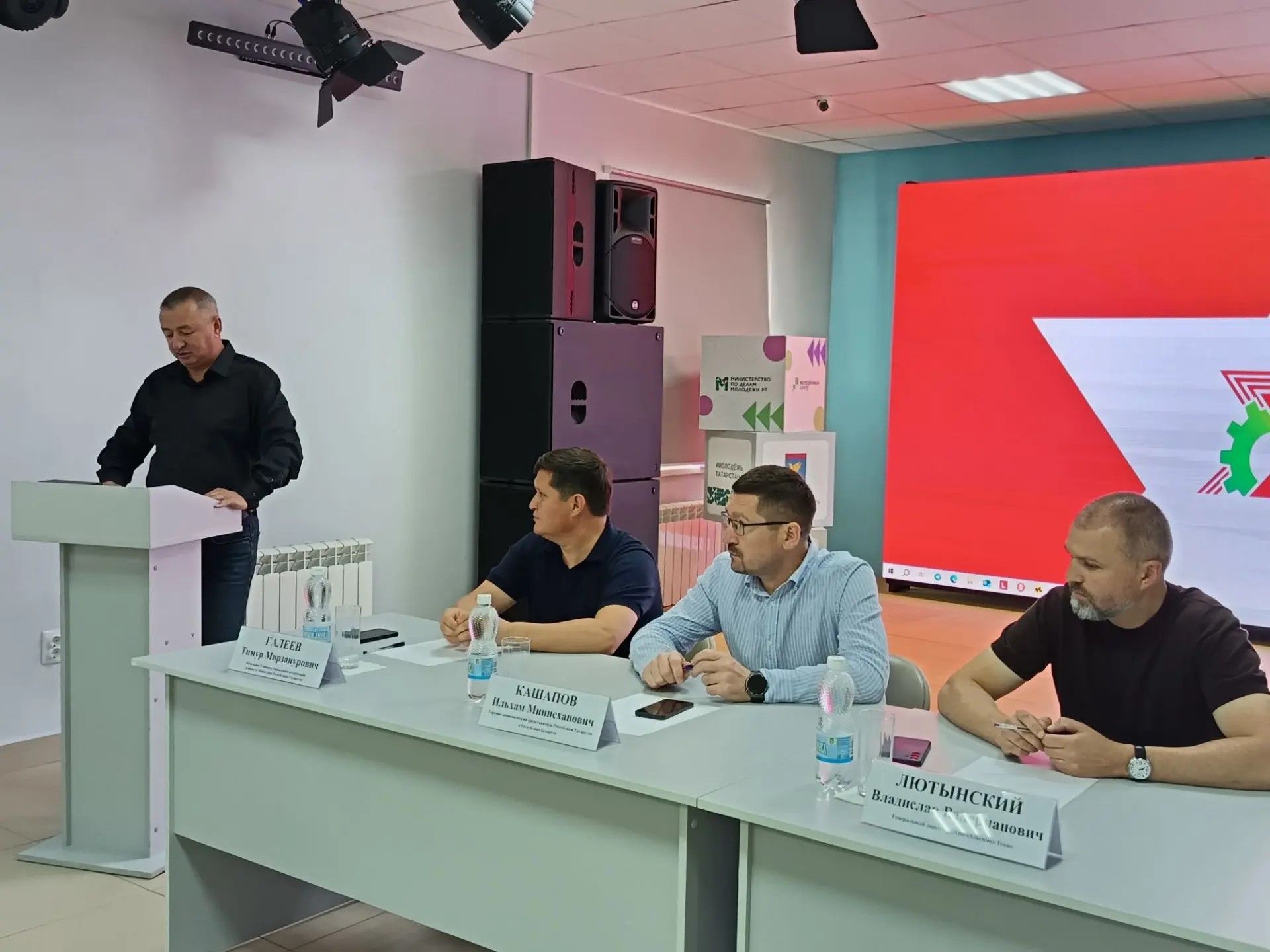 В Мензелинске обсудили внедрение генетических технологий в животноводство