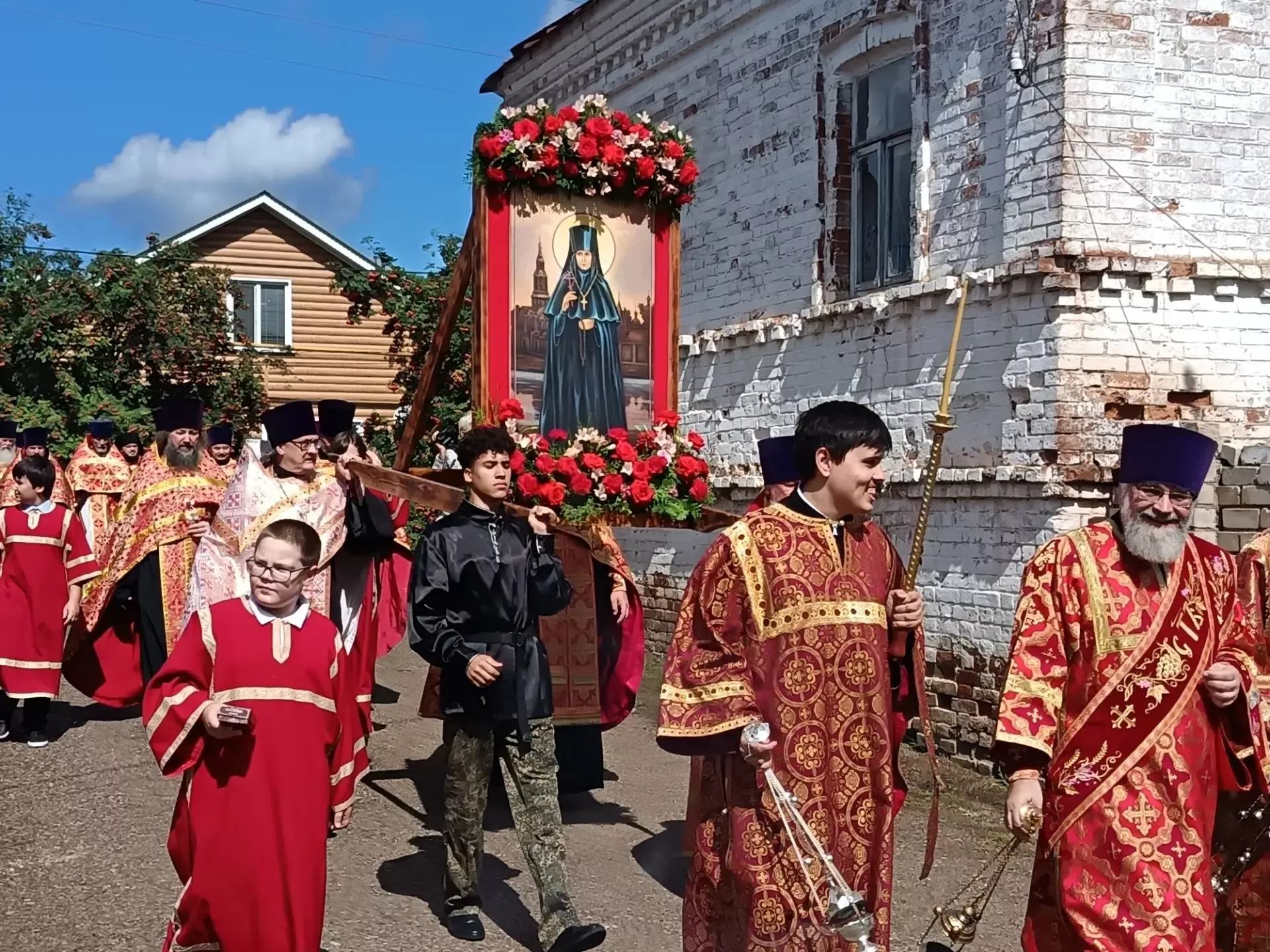 Епископ Гавриил возглавил праздничные богослужения в день памяти преподобномученицы Маргариты