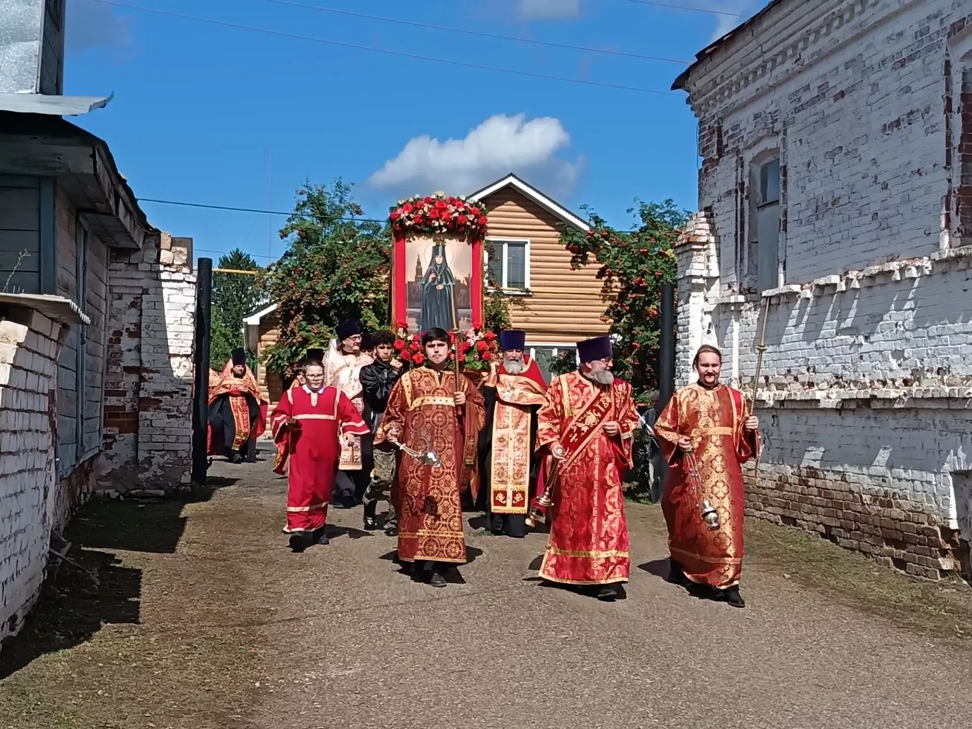 Епископ Гавриил возглавил праздничные богослужения в день памяти преподобномученицы Маргариты