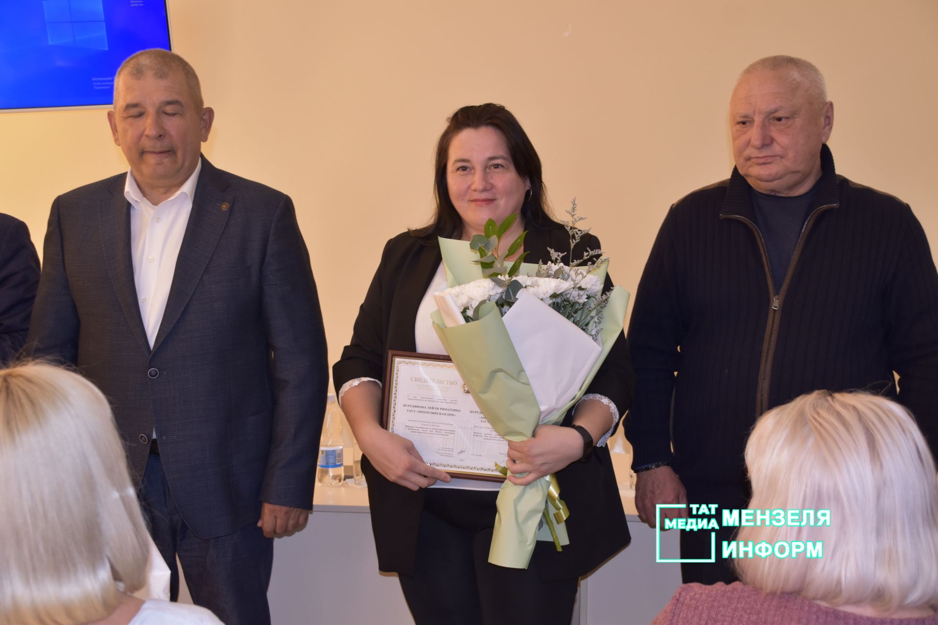 Девять специалистов здравоохранения Мензелинска удостоены Доски почёта РТ