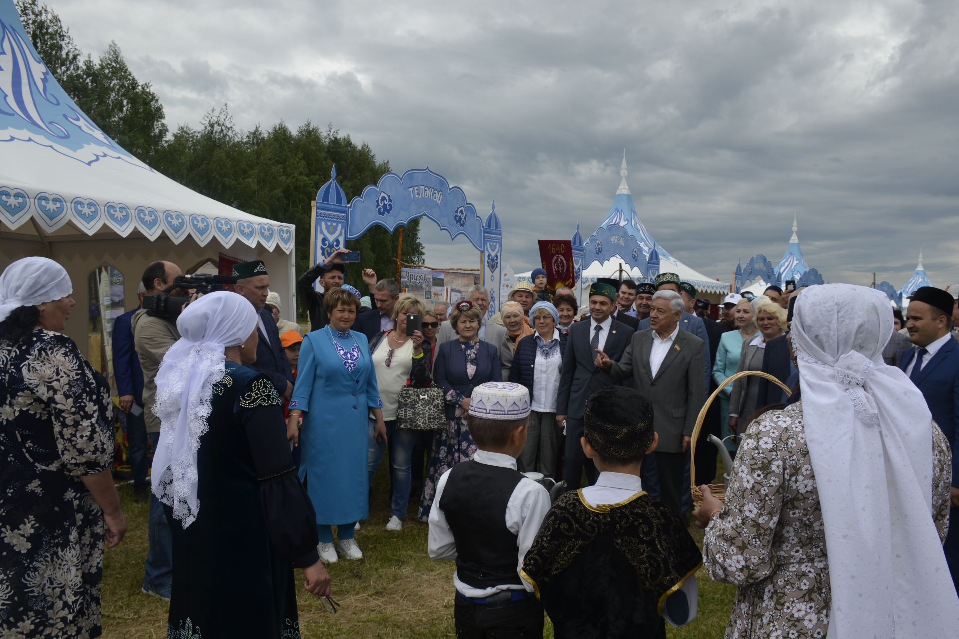 Актаныштагы Ык буе Сабан туе фотомизгелләре