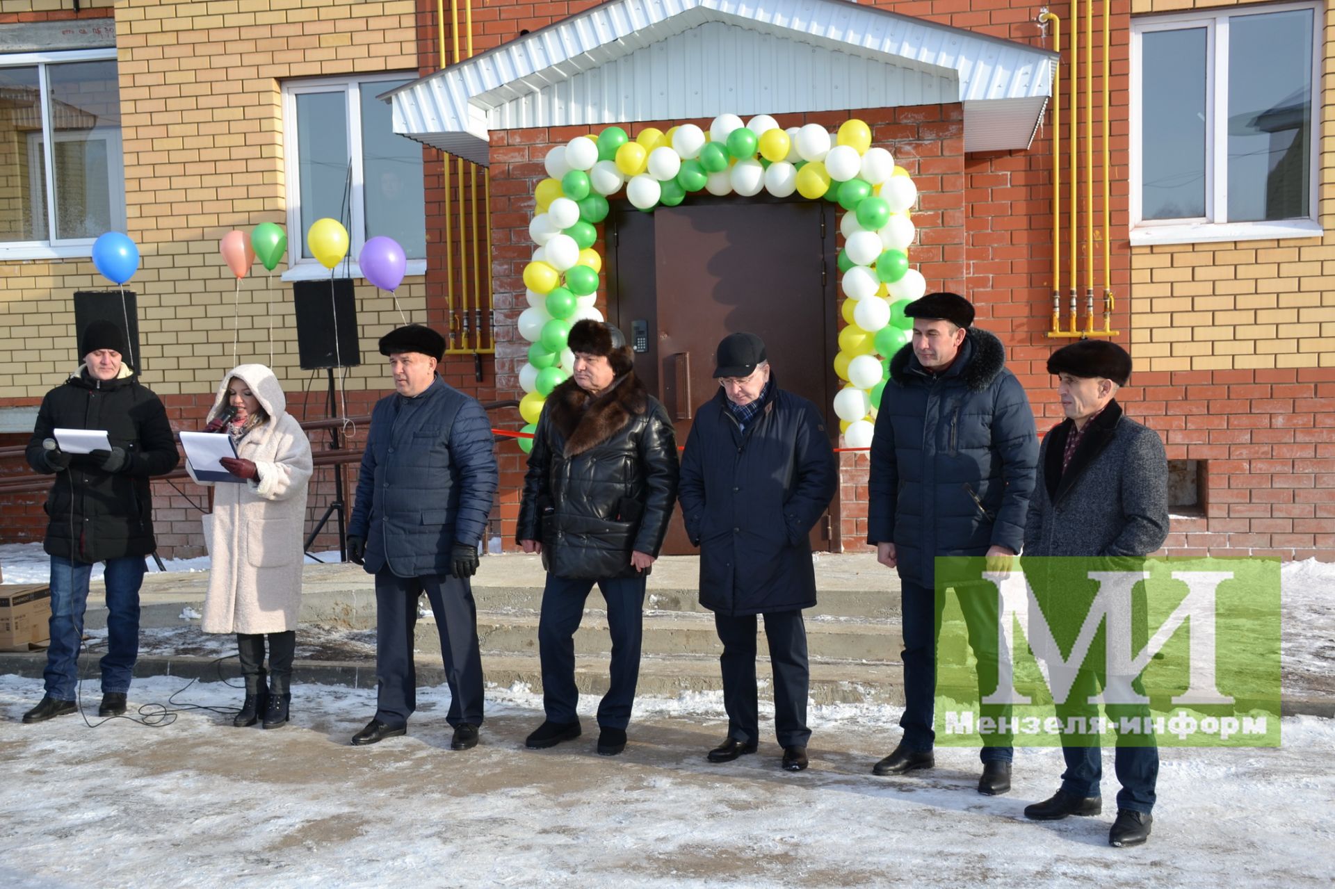 Торжественное заселение 18-квартирного жилого дома в Мензелинске