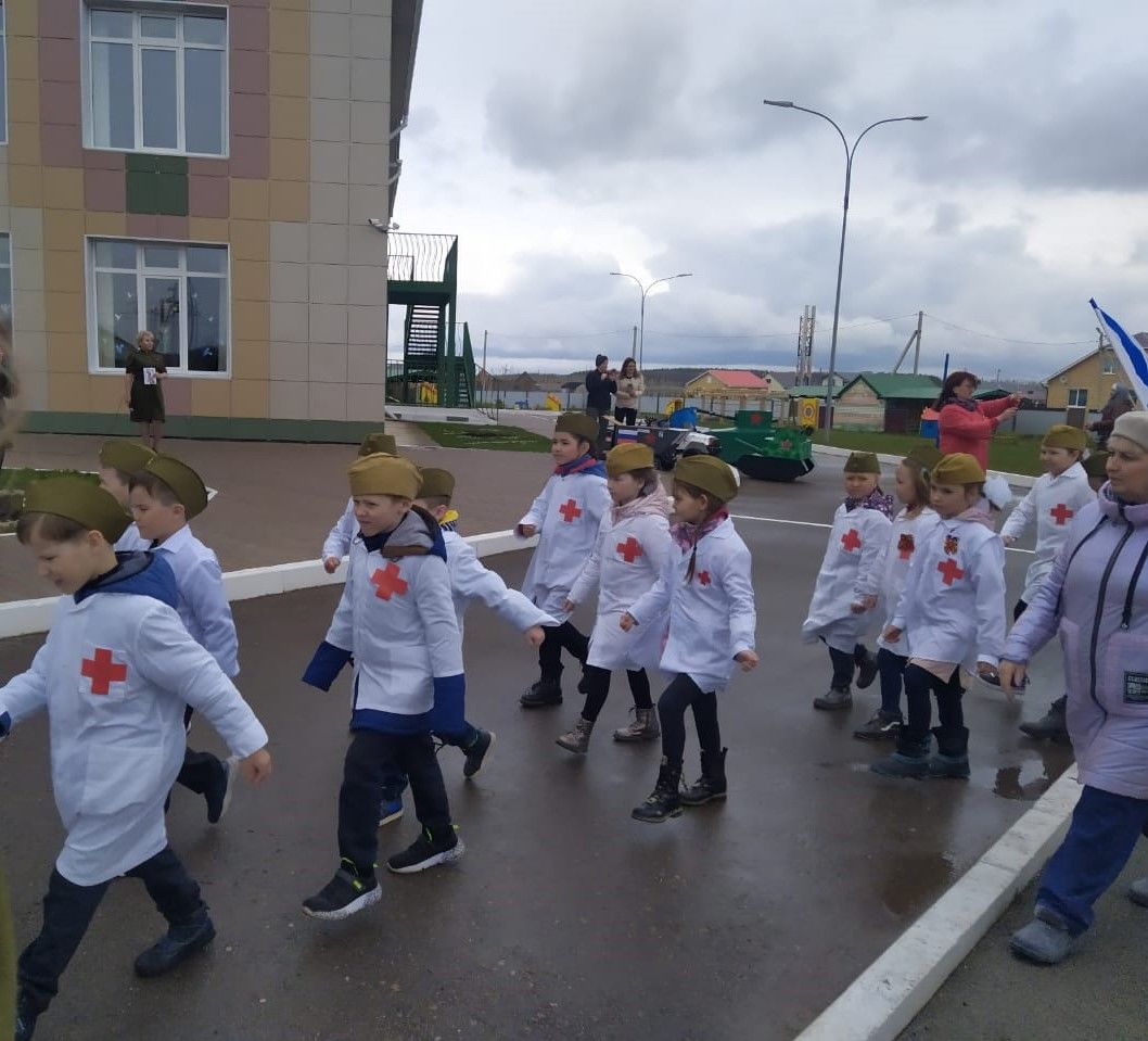 Сегодня в МДОУ “Шатлык” №11 состоялся “Парад дошколят”, посвященный ко Дню Победы