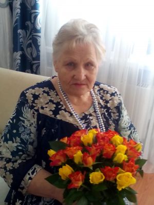 3 ноября 2022 года нашей любимой маме, бабуле, пробабушке Валентине Егоровне МУБАРАКШИНОЙ исполнилось 80 лет!