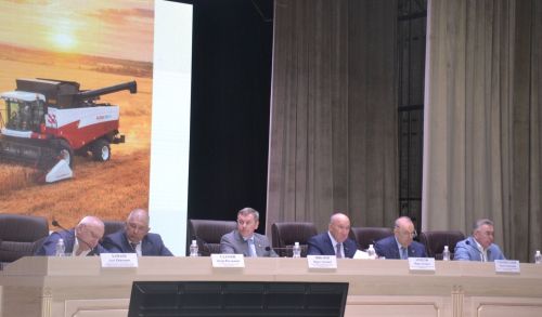 В Мензелинске состоялся семинар по повышению деловой активности сельского населения