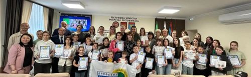 Юные художники Мензелинска получили награды за любовь к Родине