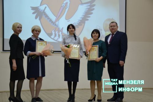 В Мензелинском районе победительницей муниципального этапа конкурса «Учитель года – 2023» стала учитель средней школы № 2 Ксения Крючкова