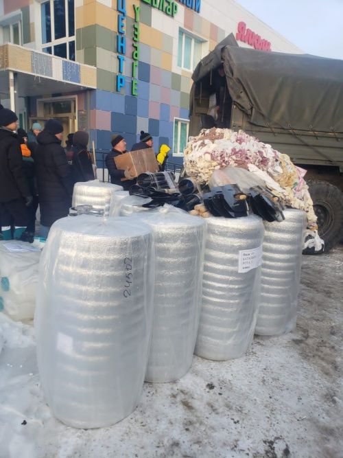 Из Мензелинска гуманитарную помощь участникам специальной военной операции отправили на большом “КАМАЗе”