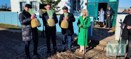 Улицы в селе Гулюково вымощены щебнем