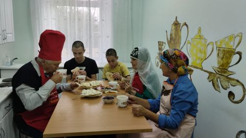 Детям показали секреты приготовления кыстыбыя