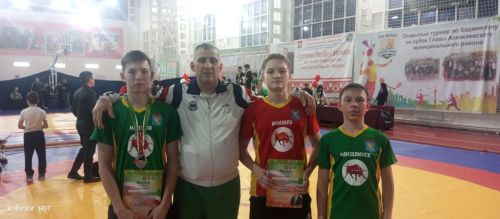 Минзәлә көрәшчеләре Азнакайда узган республика турнирында катнаштылар