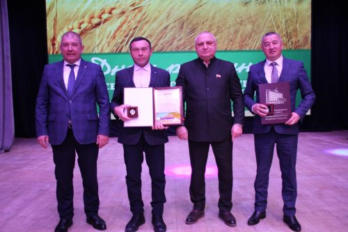 В Мензелинске на празднике Урожая наградили многих
