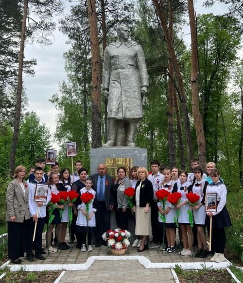 В школе-интернате все исполнили песню «День Победы»