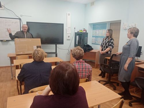 Жительница Мензелинска Гузелия Хамматова получила телевизор