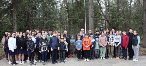 В парке имени Ленина прошел митинг, посвященный 38-летию аварии на Чернобыльской АЭС