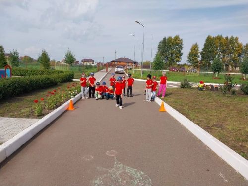 13 воспитанников ДОУ №3 «Балачак» выполнили нормативы ВФСК ГТО