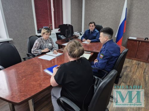 Прокурор Мензелинского района Риназ Калаков провел прием в связи со специальной военной операцией