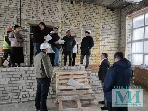 Глава Мензелинского района Айдар Салахов посетил  строительные объекты