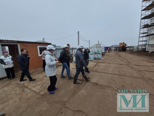 Глава Мензелинского района Айдар Салахов посетил  строительные объекты