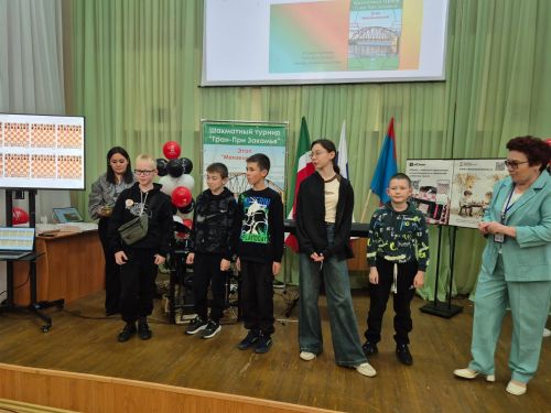 В Мензелинске на каникулах традиционно проходит большой шахматный турнир