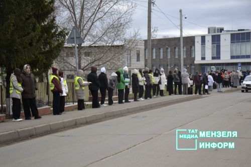 В Мензелинске почтили память жертв ДТП