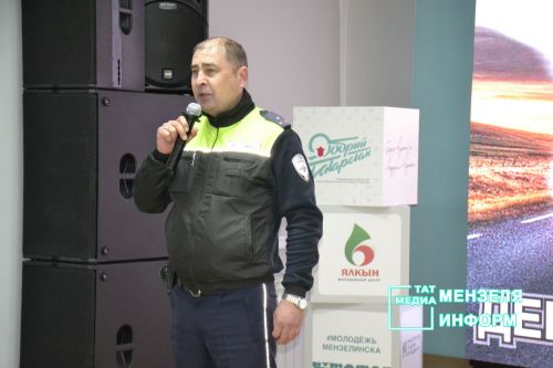 В Мензелинске почтили память жертв ДТП