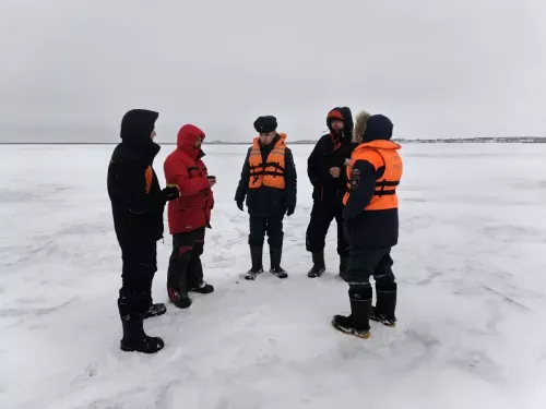 В Мензелинском районе спасатели предупредили об опасности тонкого льда