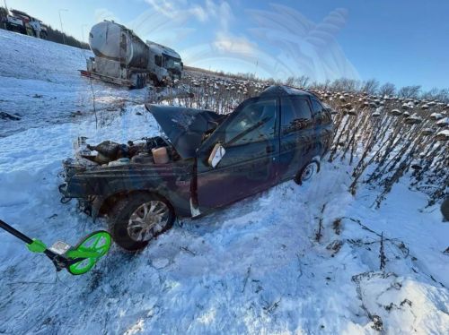 Встречная полоса стала роковой: Водитель ВАЗ погиб в аварии с фурой