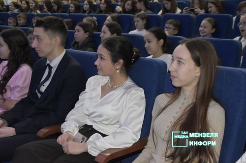 Как стать отличником? Мнение мензелинских школьников