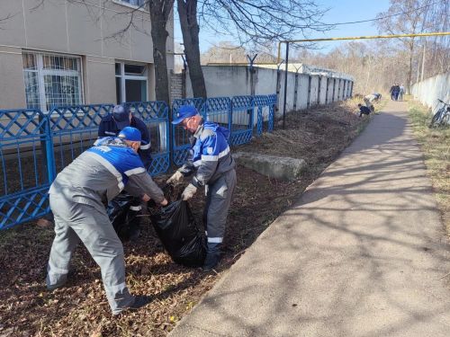 Мензелинцы приняли участие в субботнике