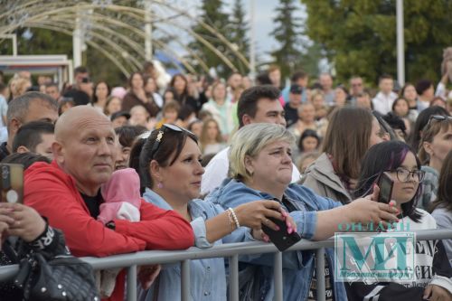 Мензелинск чествует свою молодёжь: праздник талантов, достижений и вдохновения