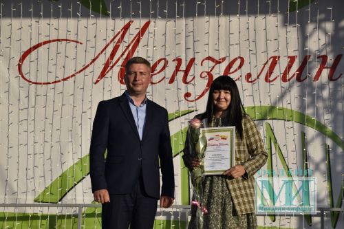 Мензелинск чествует свою молодёжь: праздник талантов, достижений и вдохновения
