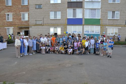 Минзәләдә «Безнең ишегалды — Дуслык фестивале» узды