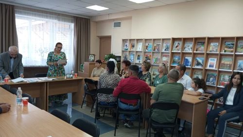 В центральной районной библиотеке прошло мероприятие, посвященное 100-летнему юбилею мензелинской поэтессы Багизи Мифтаховой