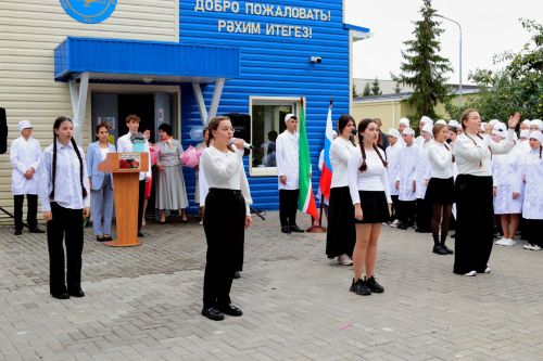 День знаний в Мензелинском медицинском училище