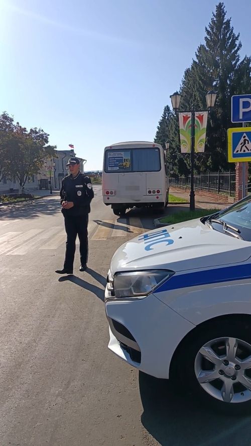 В Мензелинске прошел профилактический рейд по БДД