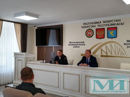 В Мензелинске прошло внеочередное заседание комиссии по безопасности дорожного движения