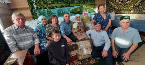 Пример стойкости и долголетия: 97 лет Мусаллии Галиевне