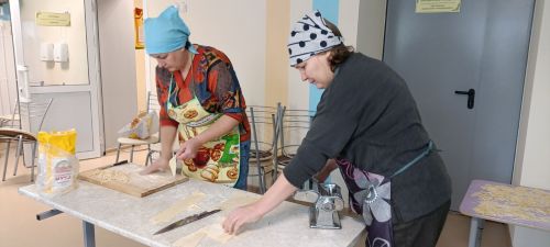 Сотрудники   Николаевской школы приняли участие в благотворительной акции