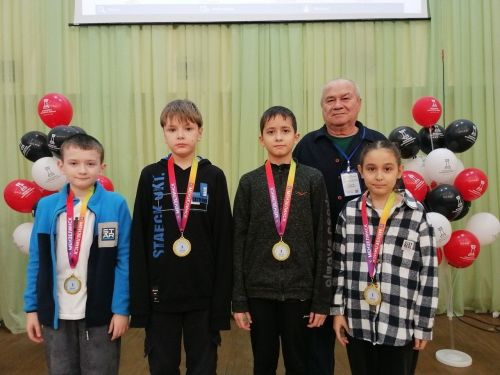 Минзәлә районының 1 нче урта мәктәп һәм гимназия шахматчылары Бөтенроссия ярышларының республика этапларында катнашачак