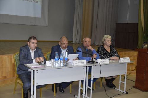 В Мензелинском районе прошла встреча руководства с педагогами