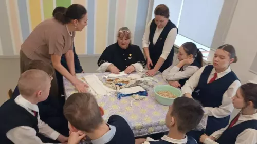 Уроки волонтерства для учащихся Коноваловской школы