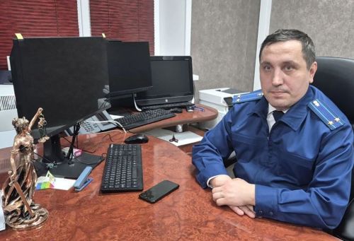 Жизненная философия: «Служу и живу по закону и совести»