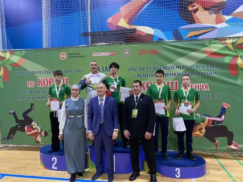 Радмир Факаев - чемпион, мензелинская команда на 13 месте
