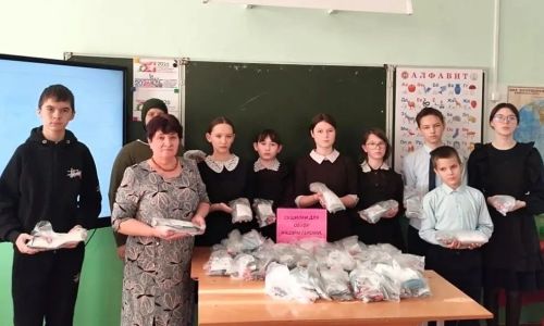 Школьники из села Кадряково изготовили сушилки для обуви для бойцов СВО