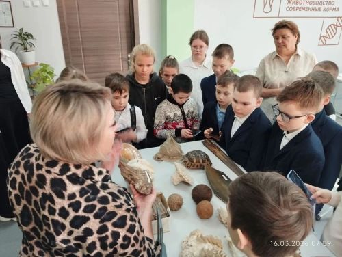 Юные исследователи Топасевской школы погрузились в мир агротехнологий