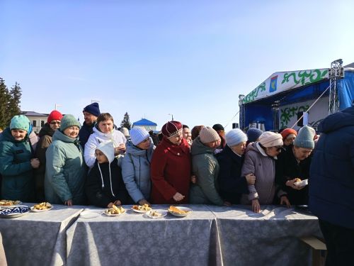 В Мензелинске с размахом отметили Навруз: единство культур и традиций