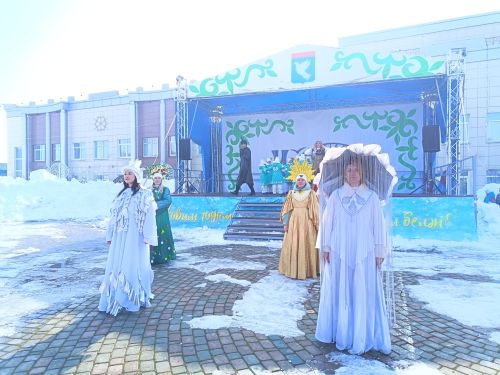В Мензелинске с размахом отметили Навруз: единство культур и традиций