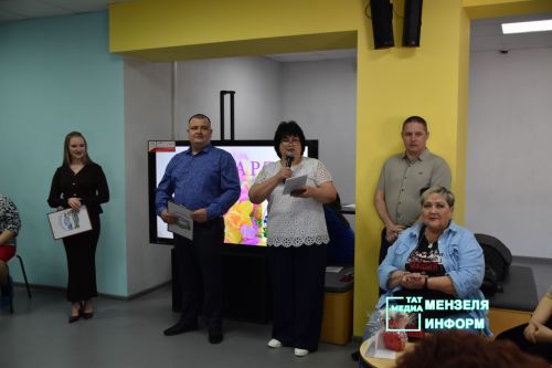 Праздник весны, таланта и танца: ТОС подарил незабываемый вечер для женщин